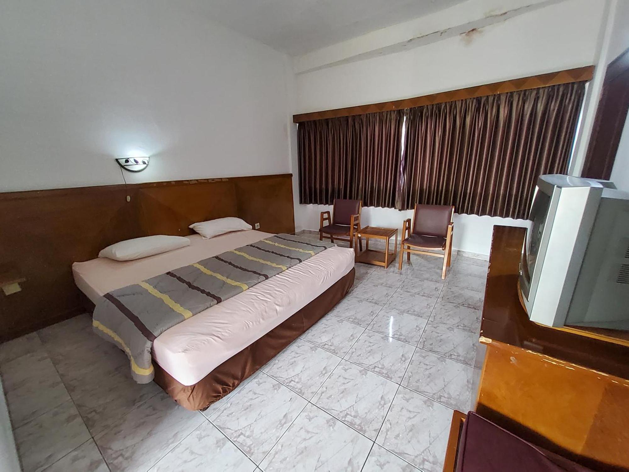 Hotel Kumala Samudra Cikakak Exterior foto